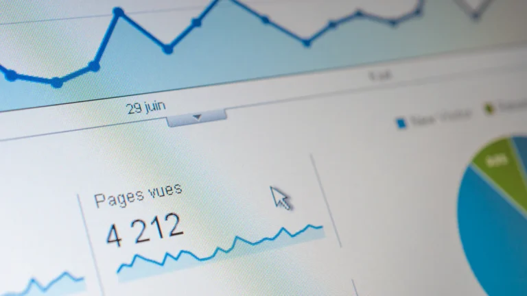 How AI is Revolutionizing Market Research Strategies