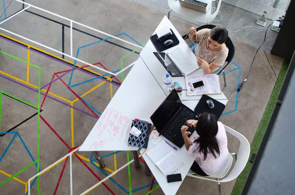 Image of people working together to drive organizational change